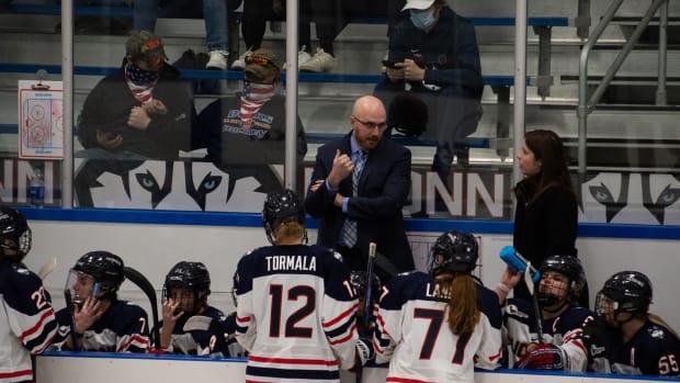 1105_WHockey_4